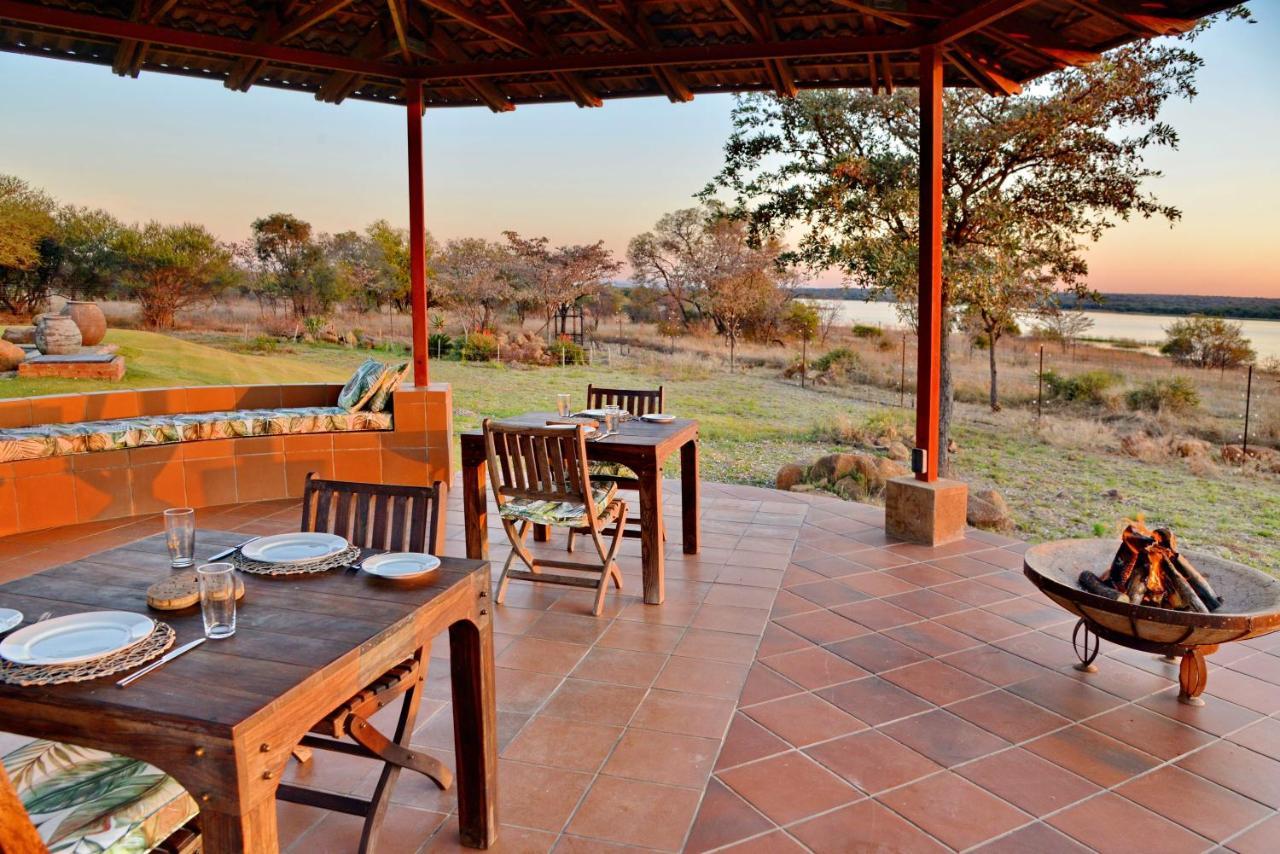 Kameeldrift Waterfront Estate & Resort Brits Exterior foto